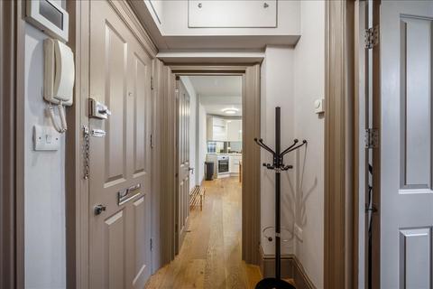 1 bedroom flat for sale, Highwood House, Fitzrovia, London, W1W