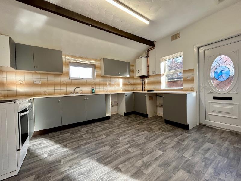 Western Road, Wolverton 3 bed semidetached house to rent £1,350 pcm