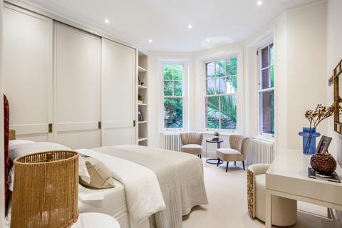 4 bedroom apartment for sale, Bramham Gardens, Kensington, London SW5