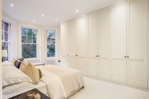 Flat A, 27 Bramham Gardens, London, SW5 0JE