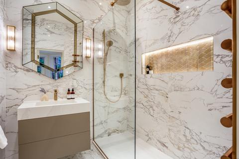 Flat A, 27 Bramham Gardens, London, SW5 0JE