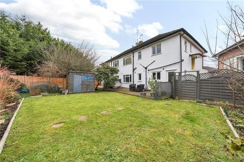 15 Grafton Close, London, W13 0JL