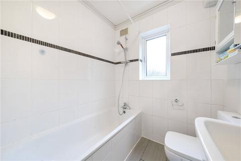15 Grafton Close, London, W13 0JL