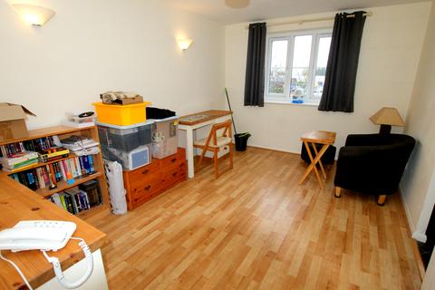 1 bedroom apartment for sale - 33 Coppice Gate Cheltenham Gloucestershire GL51 9QJ