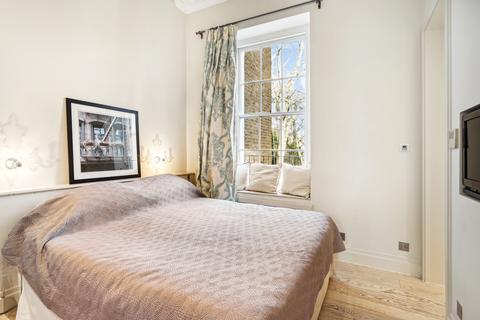 2 bedroom flat to rent, Onslow Square, South Kensington, London