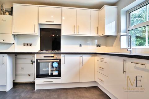 2 bedroom apartment for sale, Mounts Road, Greenhithe DA9