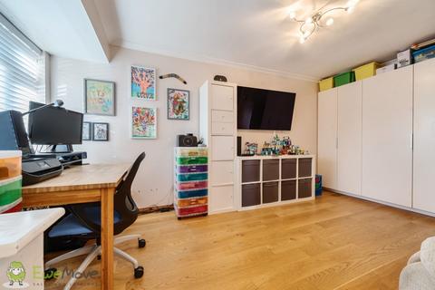 34 Croft Road, Mortimer Common, Reading, RG7 3TS