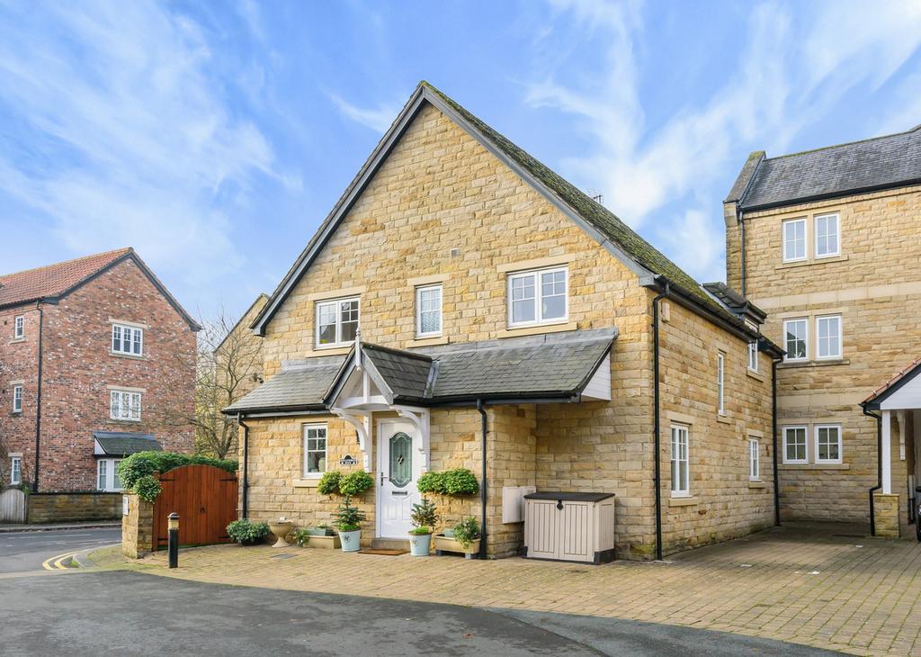 Wetherby LS22 4 bed detached house for sale £425,000