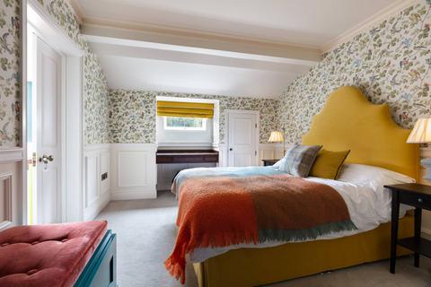 5 bedroom flat for sale, Wimbledon Park Side, Wimbledon Common, London, SW19