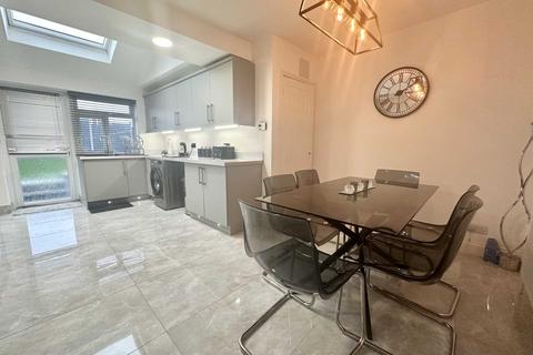 5 Carmelite Road, Luton, LU4 0NH