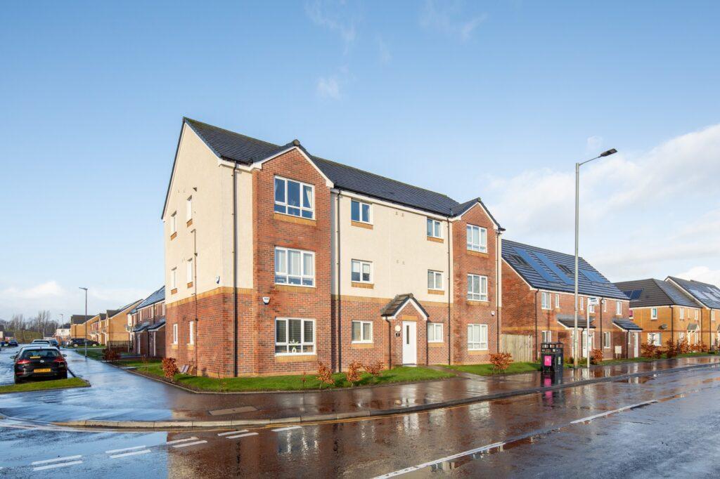 Boydstone Path, Cowglen 2 bed flat for sale £139,000