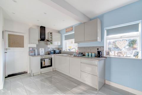 45 Church Road, Astwood Bank, Redditch, B96 6DH