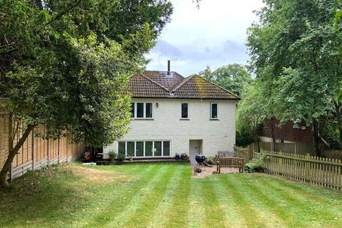 4 bedroom detached house for sale, Hillview, Cliddesden, RG25