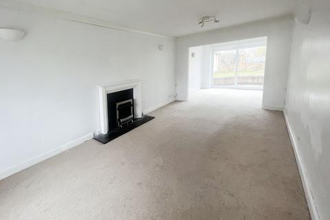 4 bedroom semi-detached house to rent, Leicester LE2