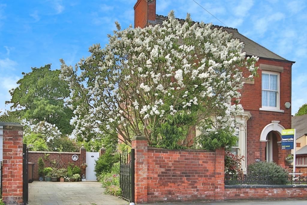 Queen Street, Bartonuponhumber... 4 bed detached house for sale £260,000
