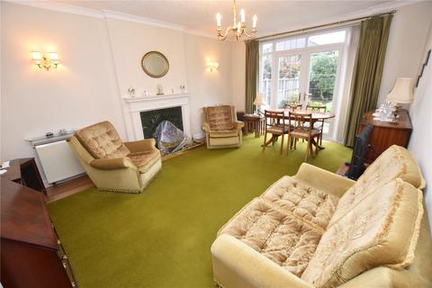 2 bedroom bungalow for sale, Southview Drive, Upminster, Essex, RM14