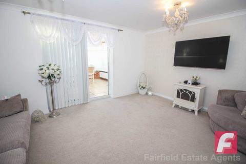 3 bedroom detached house for sale - Cherry Hills, South Oxhey