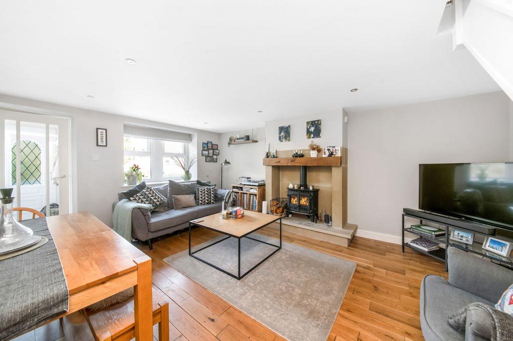 Bridley Brook, Holt Head Road, Slaithwaite, HD7 3 bed cottage for sale £260,000