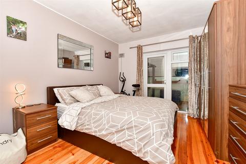 3 bedroom chalet for sale, Princes Avenue, Walderslade, Chatham, Kent