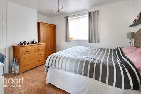 67 Attlee Avenue, New Rossington, Doncaster, DN11 0QU