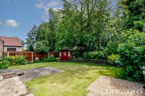 9 Elizabeth Drive, Necton, Swaffham, PE37 8NB