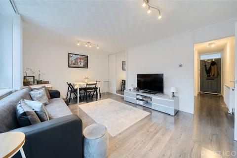 3 bedroom duplex for sale, Westbridge Road, London