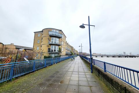 30 Wharfside Close, Erith, DA8 1QR