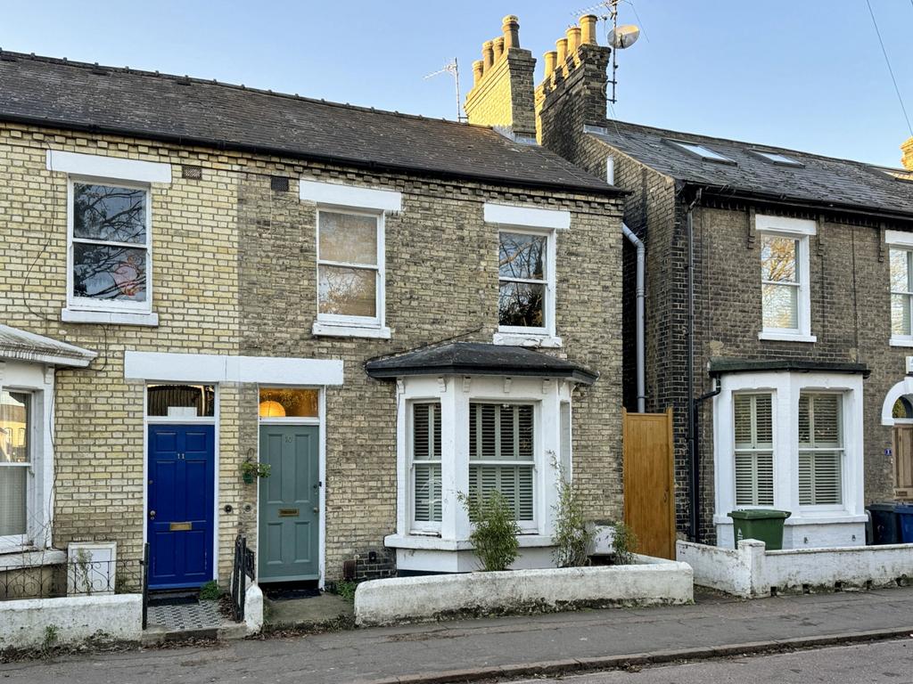 Devonshire Road, Cambridge CB1 3 bed end of terrace house for sale £