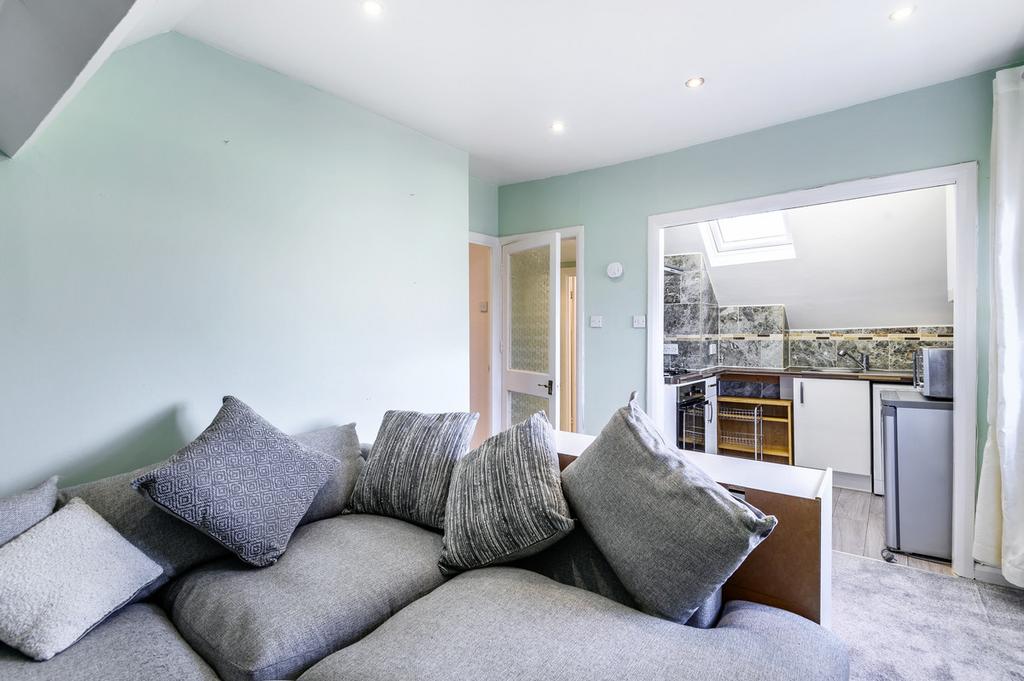 Braxted Park, London, SW16 1 bed apartment for sale £230,000