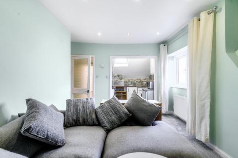 Flat 7, 44 Braxted Park, London, SW16 3AU