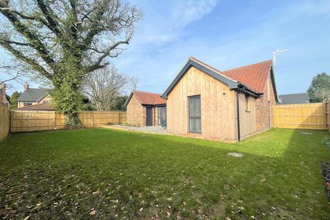 2 bedroom bungalow for sale, Nightingale Close, Melton, Woodbridge, Suffolk, IP12