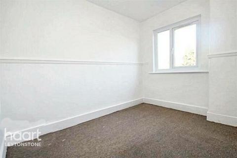 3 bedroom terraced house for sale, Dawlish Road, London