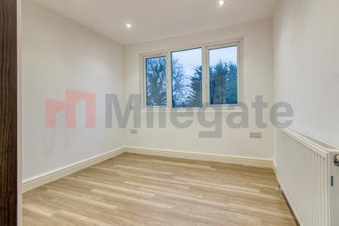 1 bedroom flat to rent, Station Road, London NW4