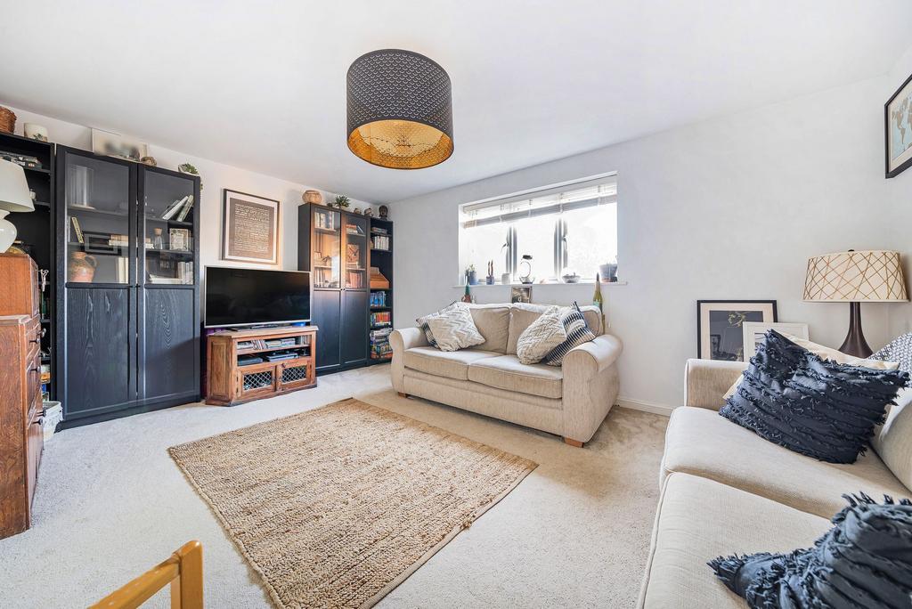 Living Room (2)