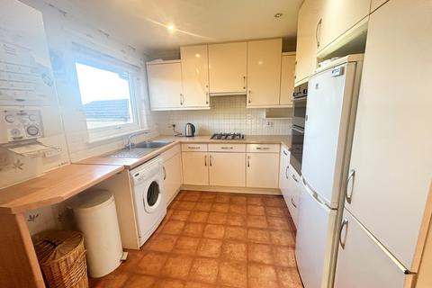 25 Elms Crescent, Maybole, KA19 8BF
