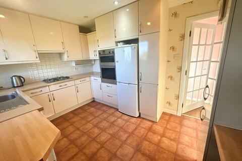 25 Elms Crescent, Maybole, KA19 8BF