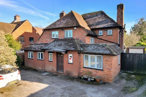 74 Elm Road, Earley, Reading, RG6 5TR