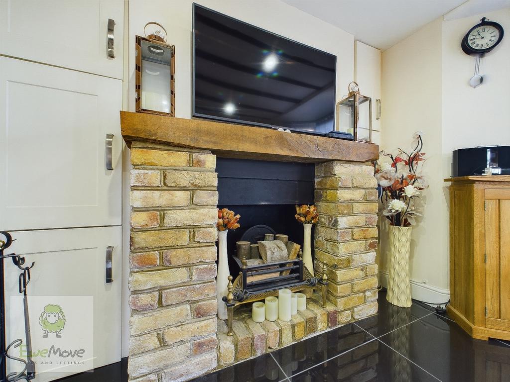 Fireplace In Dining Room