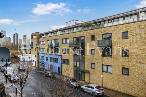 9 Horseshoe Close, London, E14 3EP