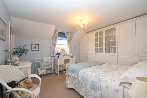 Lilac Cottage Bridge Close, Burniston, Scarborough, YO13 0HS