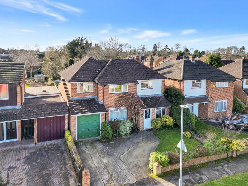 Rowland Way, Earley, Reading 5 bed detached house for sale £775,000