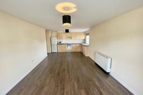 2 bedroom flat to rent, Manor Fold, Horsforth, Leeds, West Yorkshire, LS18