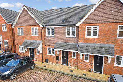 3 bedroom terraced house for sale, Charters Gate Way, Wivelsfield Green, East Sussex