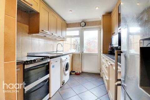 65 Clickett Hill, Basildon, SS14 1NN