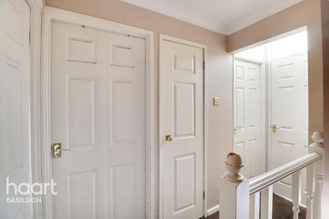 65 Clickett Hill, Basildon, SS14 1NN