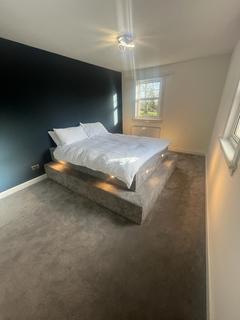 2 bedroom flat to rent, Bridge Street, Strathaven ML10