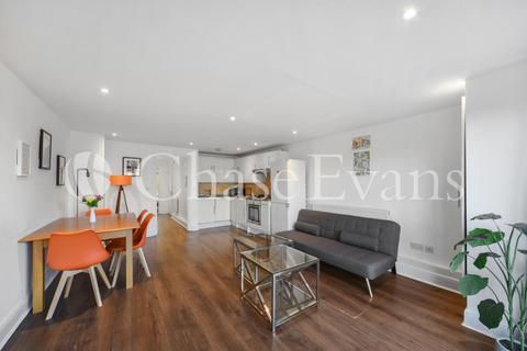 Flat 3, 11 Glebe Road, London, E8 4BD