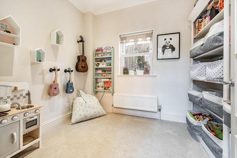 20 Hazel Grove, Kingwood, Henley-on-thames, RG9 5NH