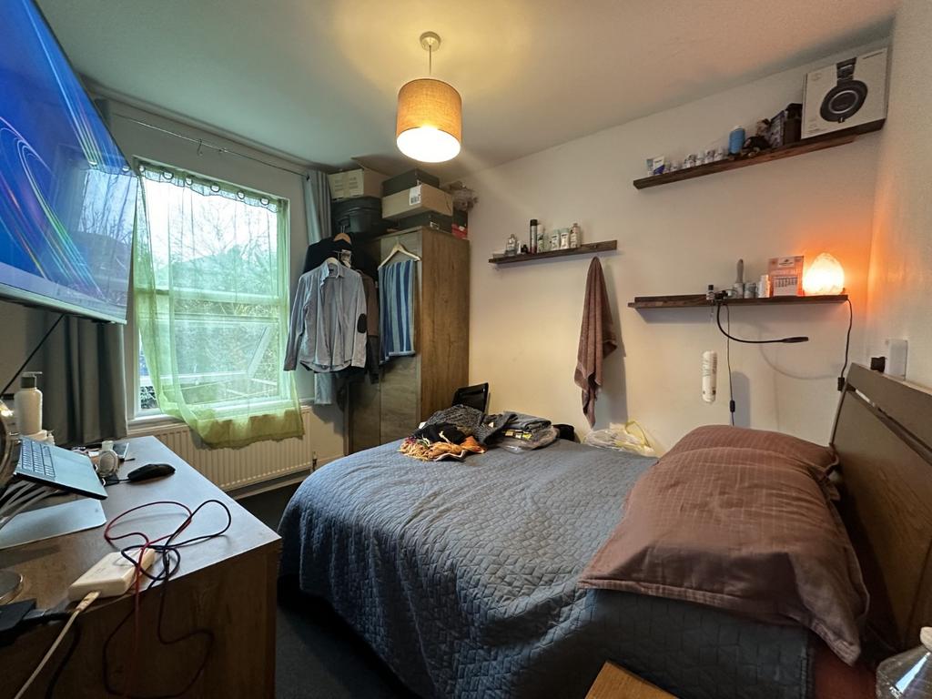 Murillo Road, London, SE13 5QQ 1 bed terraced house £750 pcm (£173 pw)