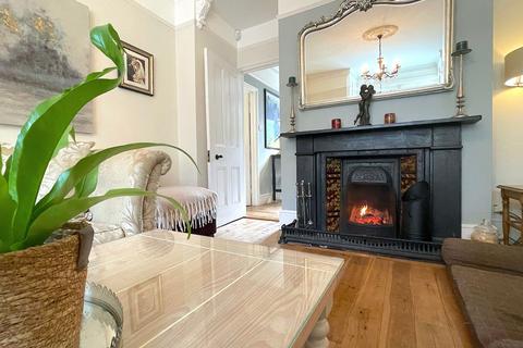 39 Ashford Road, Faversham, ME13 8XN